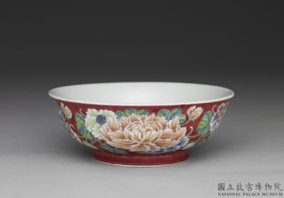 图片[2]-Bowl with peonies on a red ground in painted enamels, Qing dynasty, Kangxi reign (1662-1722)-China Archive